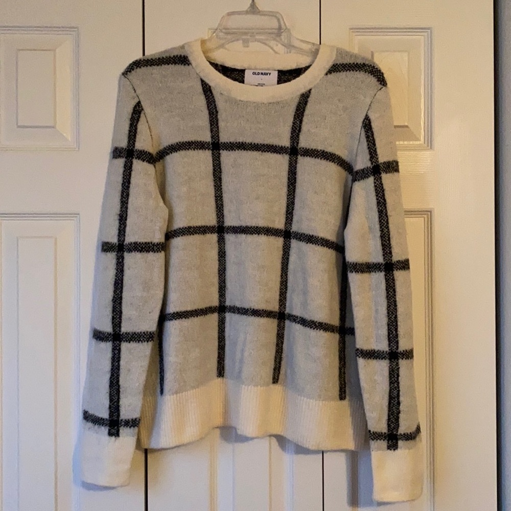 Cozy Plaid Crew-Neck Sweater